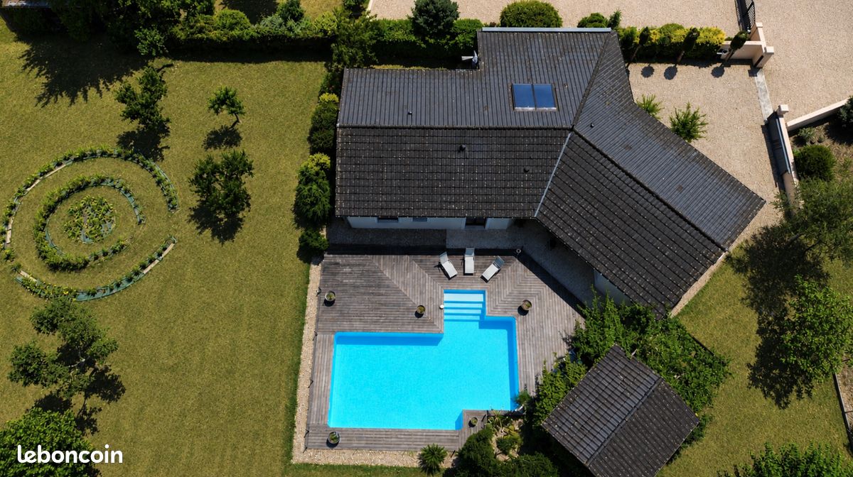 Maison 8 pièces 150 m² · à Bergerac · 150 m² · 467 250 €
