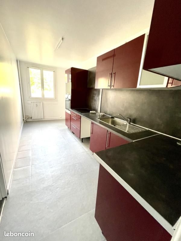 Appartement 2 pièces 56 m² · à Compiègne · 56 m² · 602 €/mois