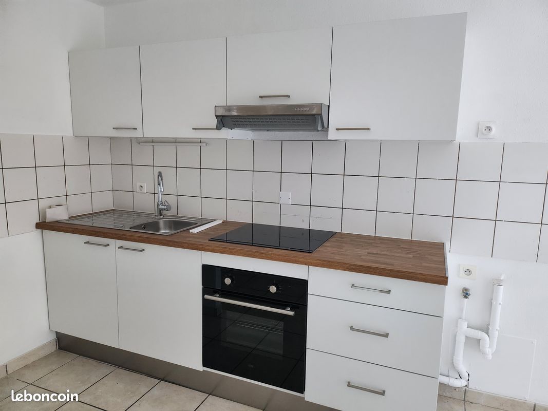 Appartement 3 pièces 60 m² · à Lacapelle-Marival · 60 m² · 560 €/mois
