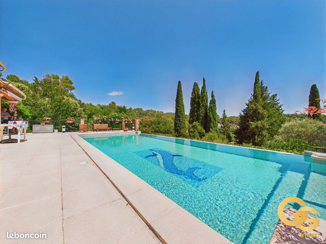 Maison 5 pièces 130 m² · au Tignet · 130 m² · 769 000 €