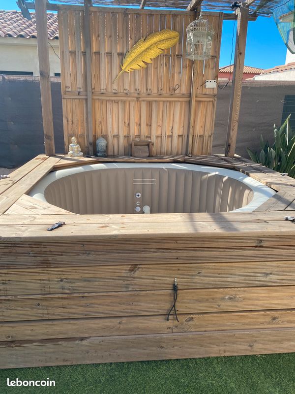 Jacuzzi Spa Intex 6 places + 1 bassin neuf (image 1)