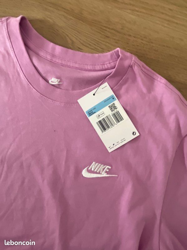 Tshirt nike taille M neuf avec etiquette (image 2)