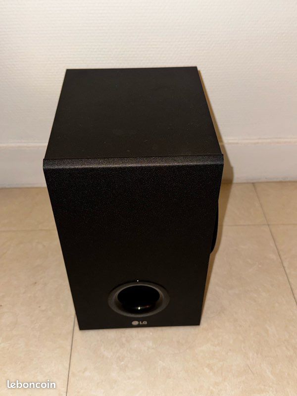 Manuel d'utilisation de la barre de son sans fil LG SJ2