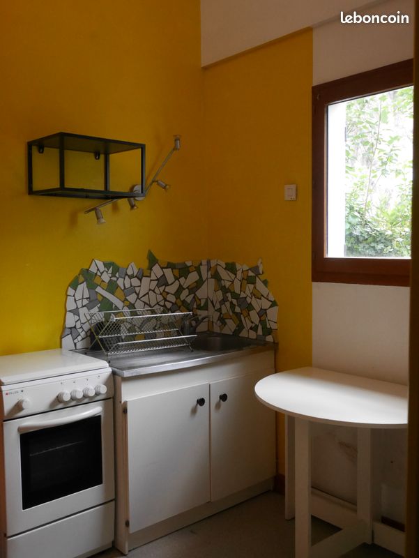 Appartement 2 pièces 26 m² · à Bourges · 26 m² · 325 €