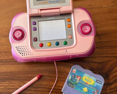 Ficha Técnica de la consola VTech V.Smile Pocket | Museo del Videojuego