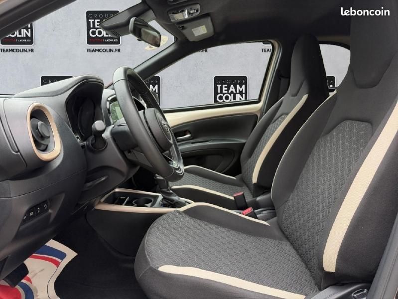 Toyota Aygo X 1.0 VVT-i 72ch Design S-CVT MY23 (image 11)