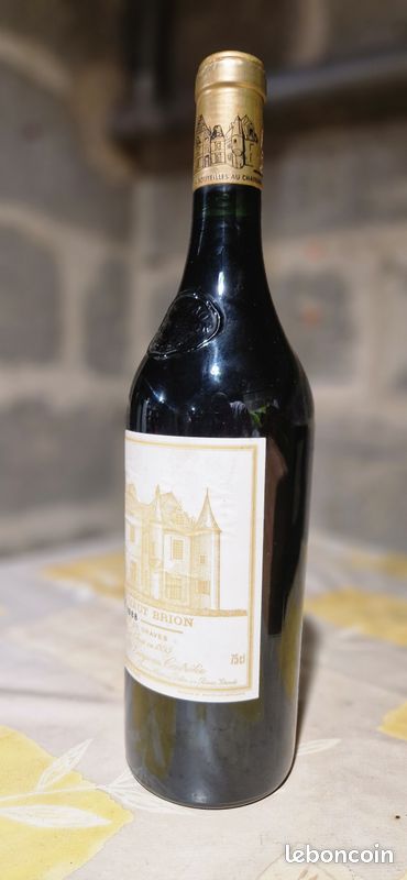 Bouteille vin rouge Bordeaux Chateau HAUT-BRION 1988 (image 10)