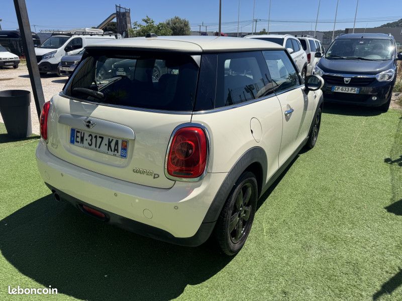 Mini MINI COOPER D 116CH (image 7)