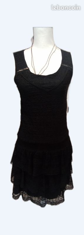 Robe noire doublée à dentelle CACHE CACHE Vêtements