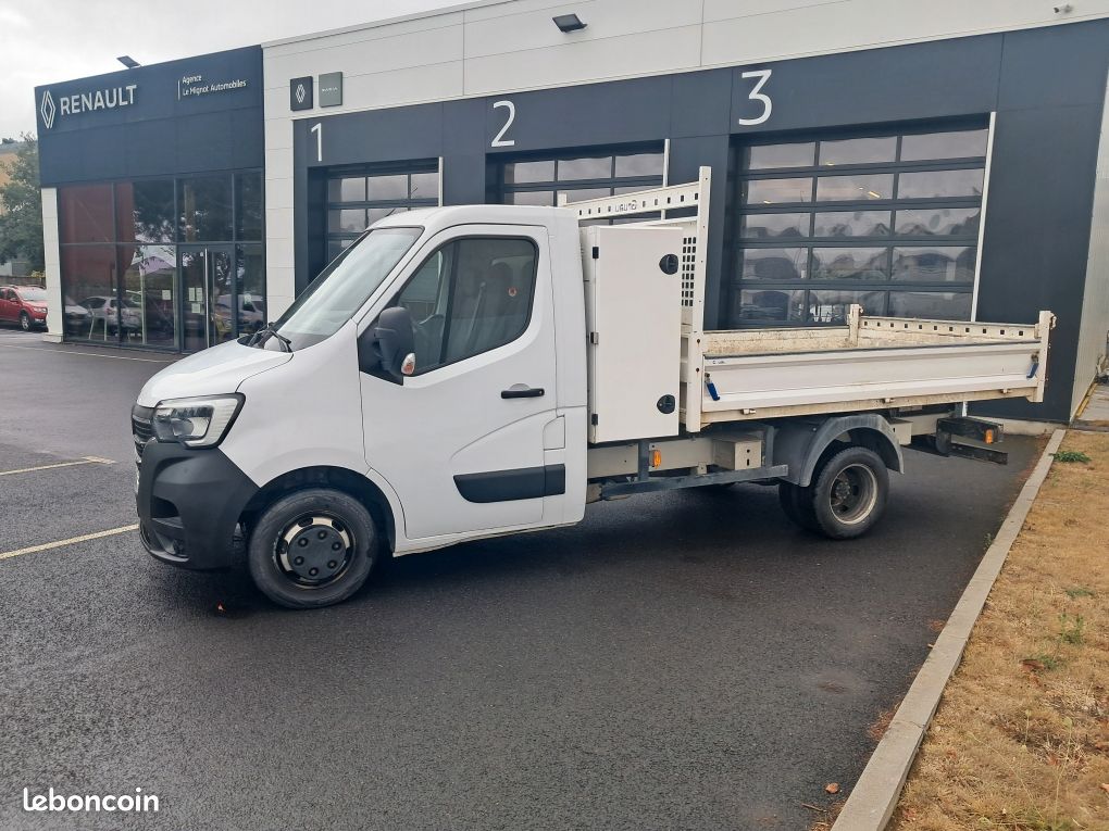 Renault Master Benne avec Coffre 2.3 dci 130 ch Confort 3.5t 49900 kms et 11/2021 (image 2)