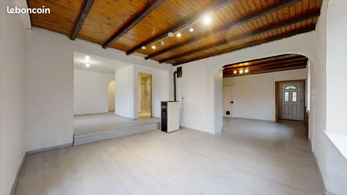 Maison 6 pièces 131 m² · à Villers-Chief · 131 m² · 990 €/mois