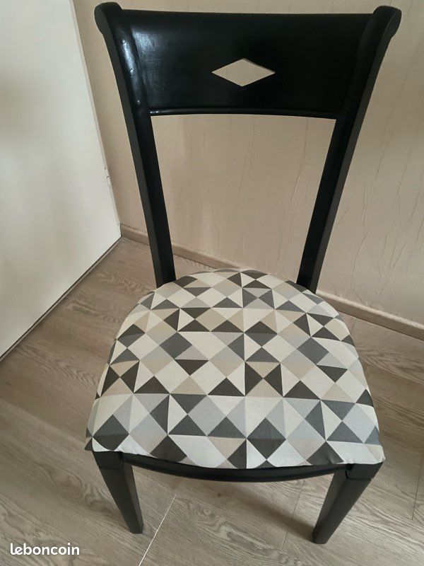 Chaises salle à manger (image 1)