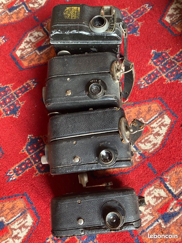 Pathe Motocamera | The Pathe Motocamera is a 9.5mm movie cam
