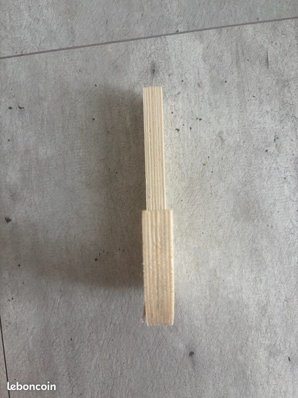 Lettre en bois J artemio 19 cm (image 3)