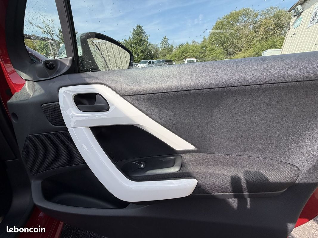 Peugeot 208 1.2 PURETECH 68CH LIKE 5P (image 22)