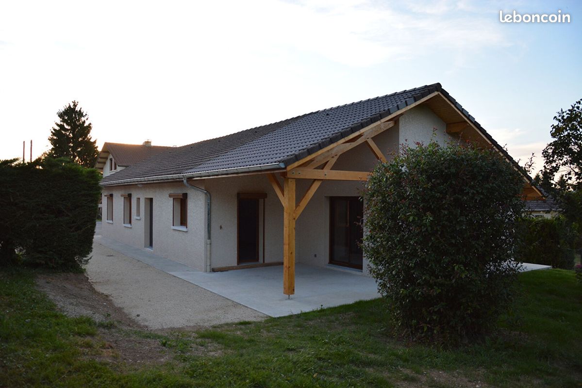 Maison 6 pièces 127 m² · à Les Abrets en Dauphiné · 127 m² · 1 257 €/mois