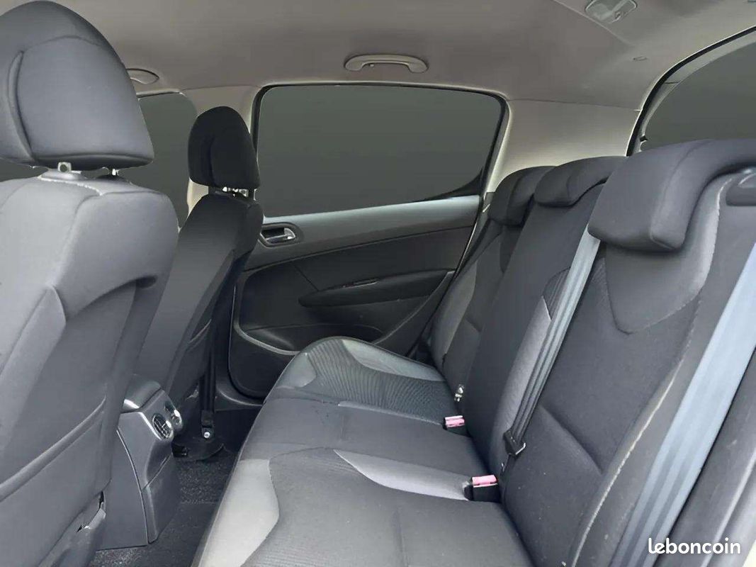 Peugeot 308 1.6 VTI 16V PREMIUM 5P (image 10)