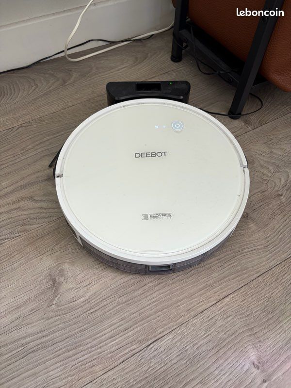 Aspirateur robot laveur (image 1)