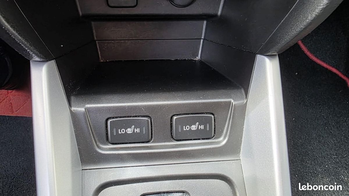 Suzuki VITARA 1.6 VVT PACK AUTO (image 19)