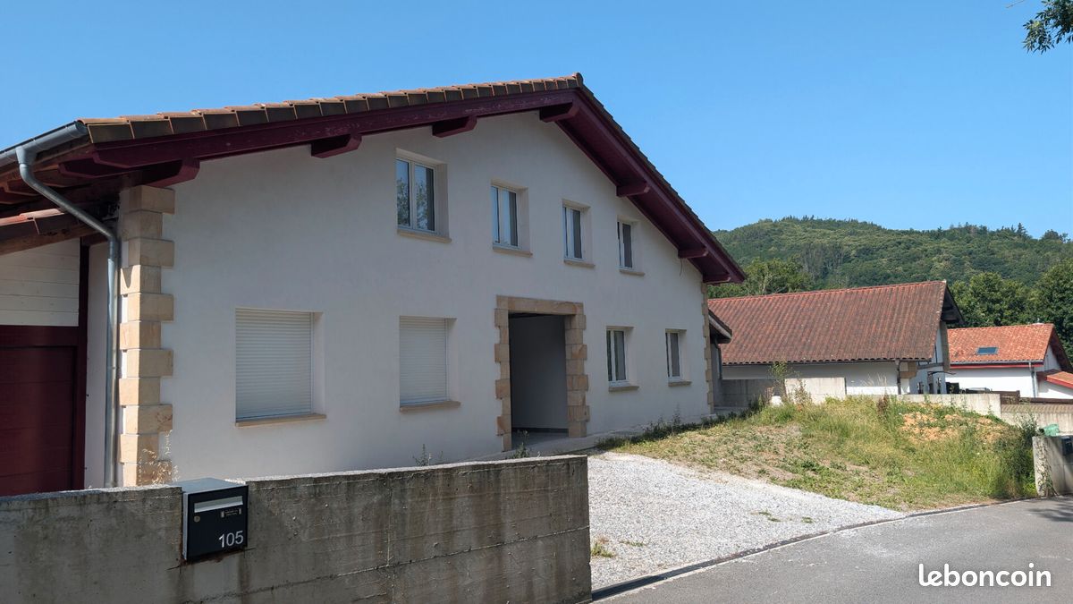 Maison 4 pièces 128 m² · à Biriatou · 128 m² · 480 000 €
