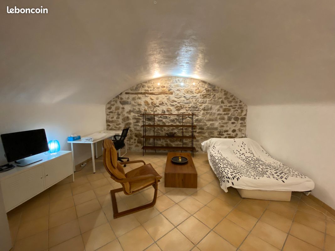 Appartement 1 pièce 29 m² · à Grasse · 29 m² · 516 €