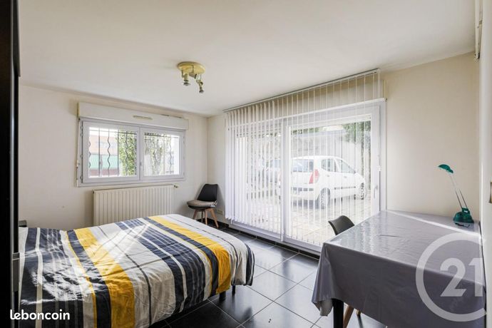 Maison 9 pièces 220 m² — 16