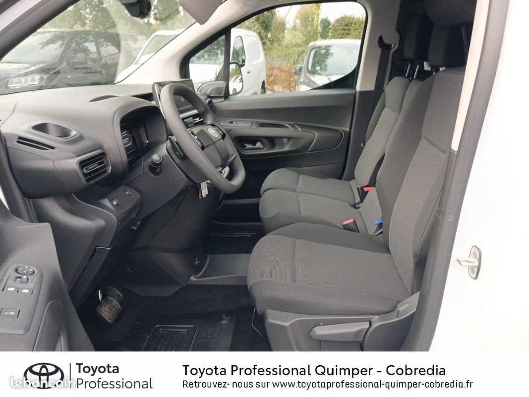Toyota PROACE CITY Medium Electric 136ch 50 kWh Start MY25 (image 12)