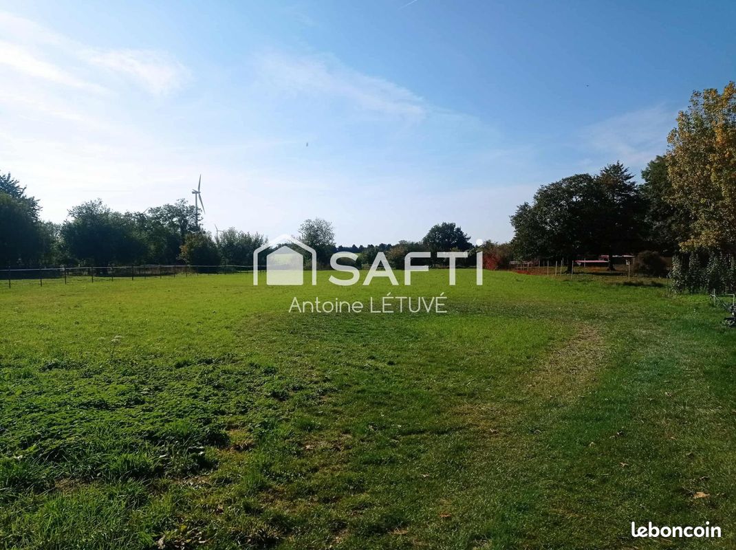 Terrain 4488 m² · à Framerville-Rainecourt · 4 488 m² · 126 500 €