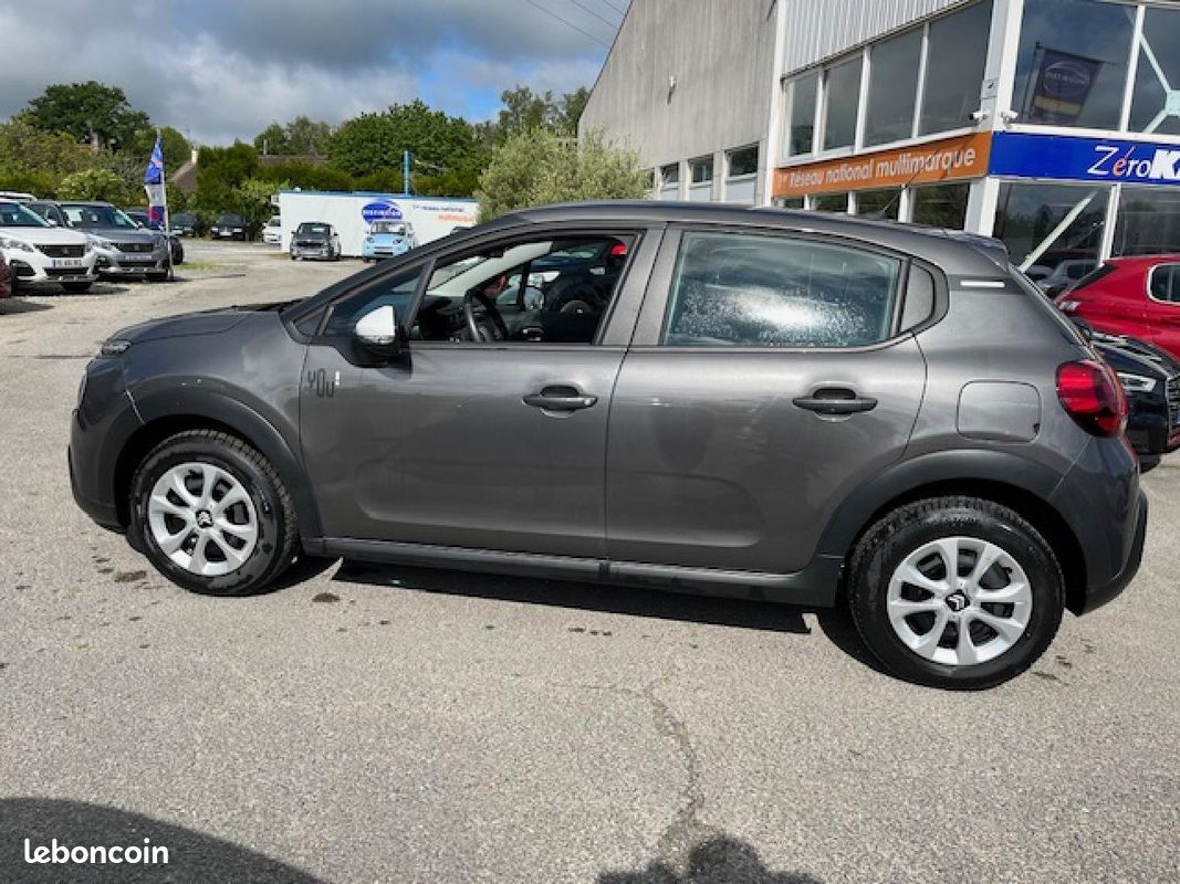 CITROEN C3 1.2 PureTech 12V - 83 S&S You (image 4)