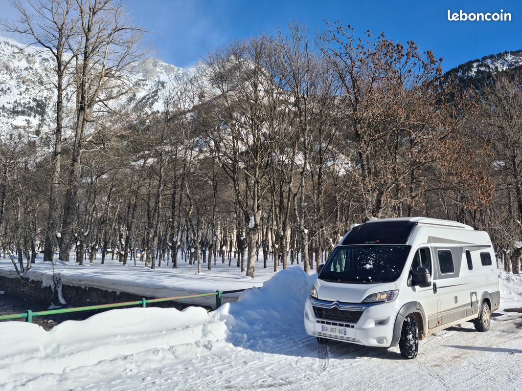 Location Fourgon aménagé pour 4 Pers (image 10)
