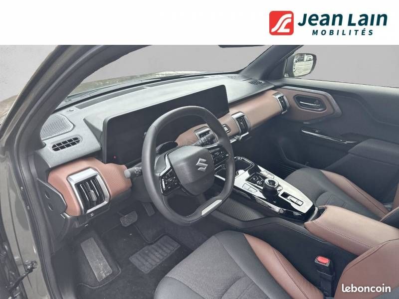 Suzuki Vitara e 61 kWh AllGrip Style (image 11)