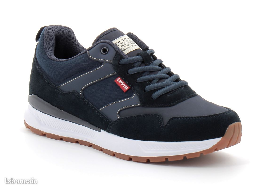 Baskets Levi's Pour Hommes, Taille 45 EU, Vertes, Occasion - Idéales Pour Le Sport Ou Le Quotidien