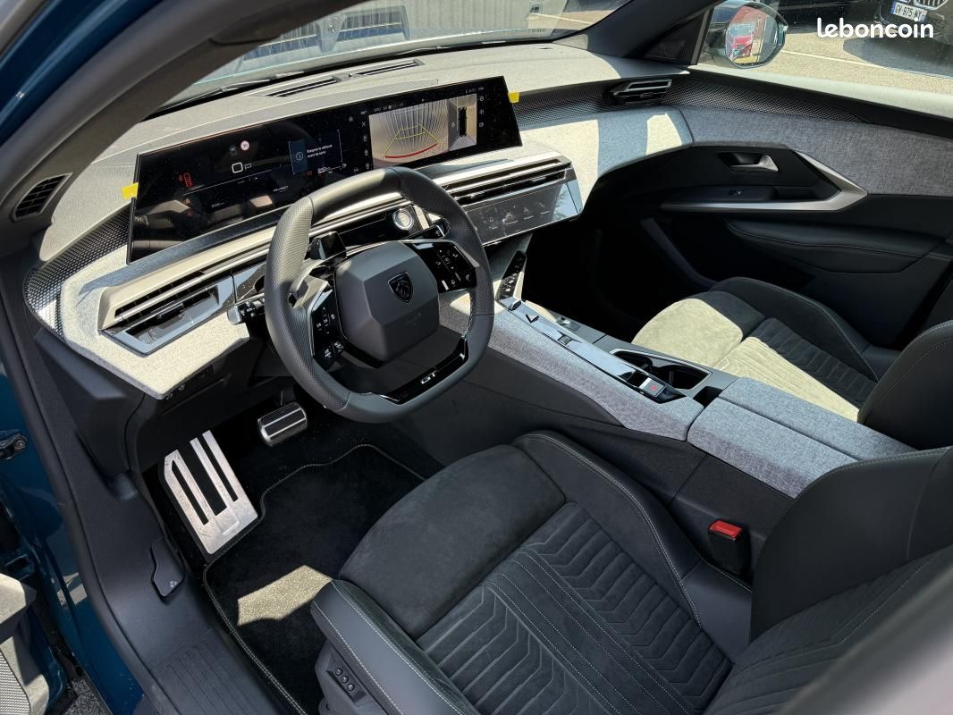Peugeot 3008 GT EXLUSIVE HYBRID 145 CH (image 5)