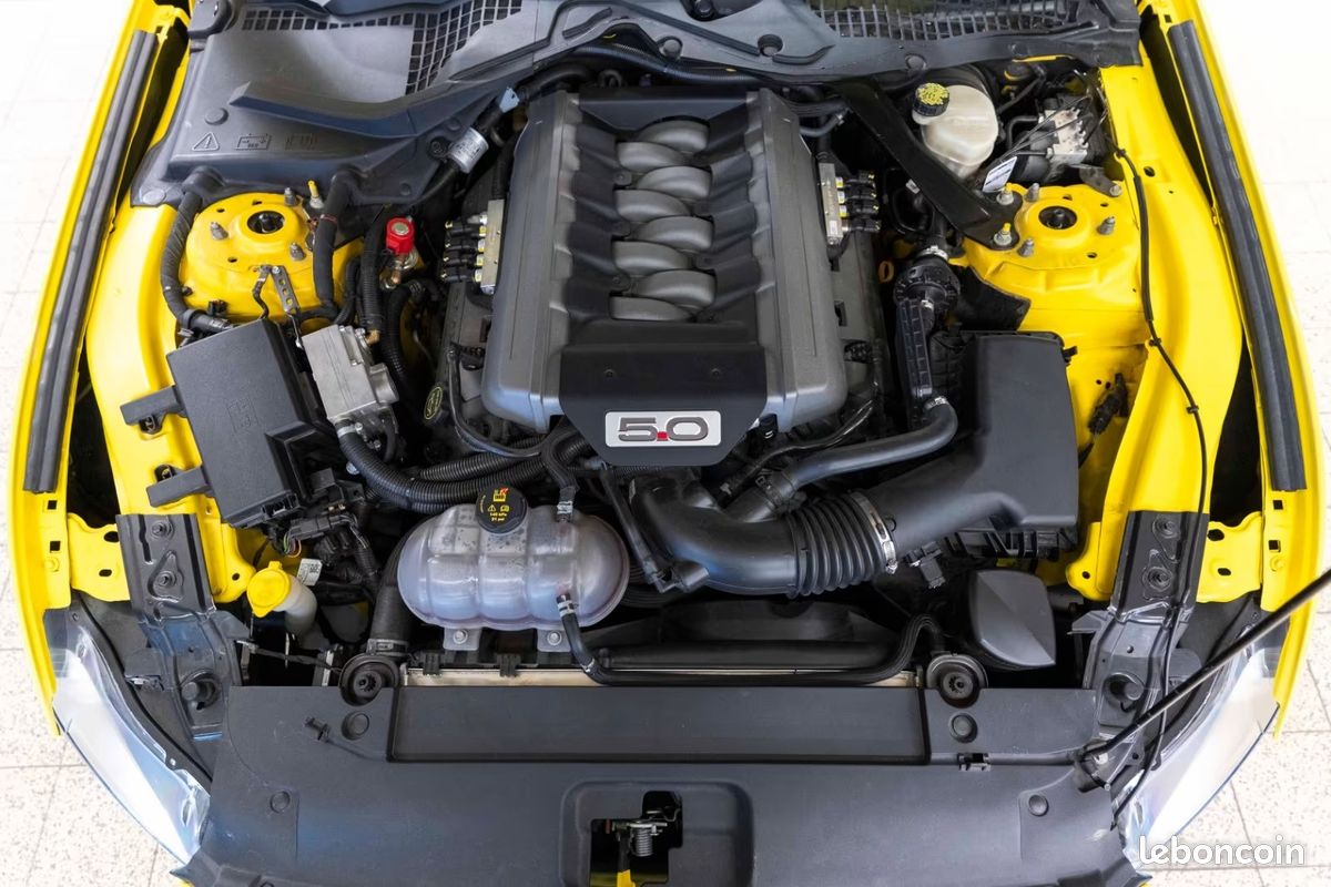 FORD Mustang GT CABRIOLET 5.0 V8 426CH BVA - GPL - CUIR - APPLE CARPLAY (image 24)