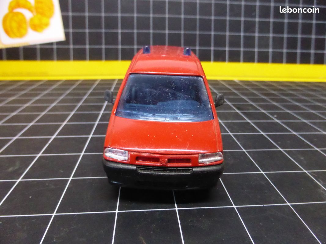 Solido Ecmacars Camp 1/43 - Peugeot Expert Mühle Von Lindekemale