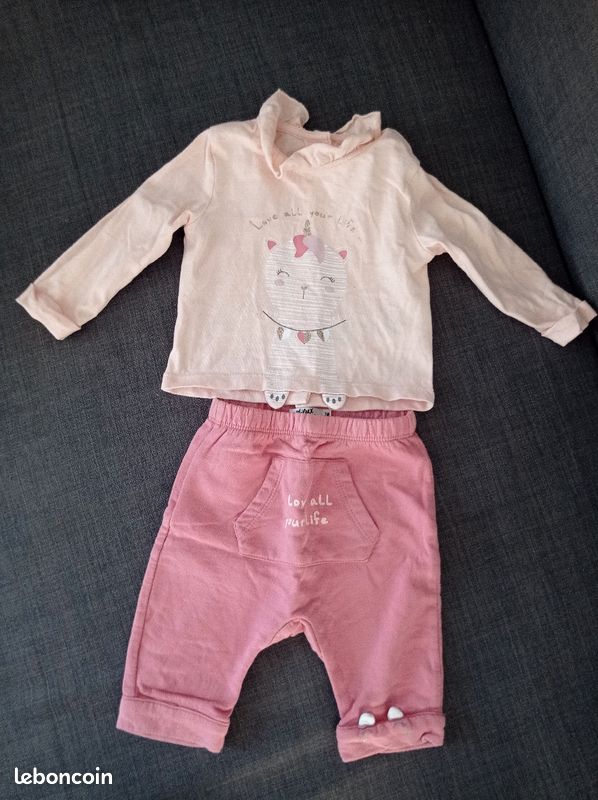 Ensemble (image 1)