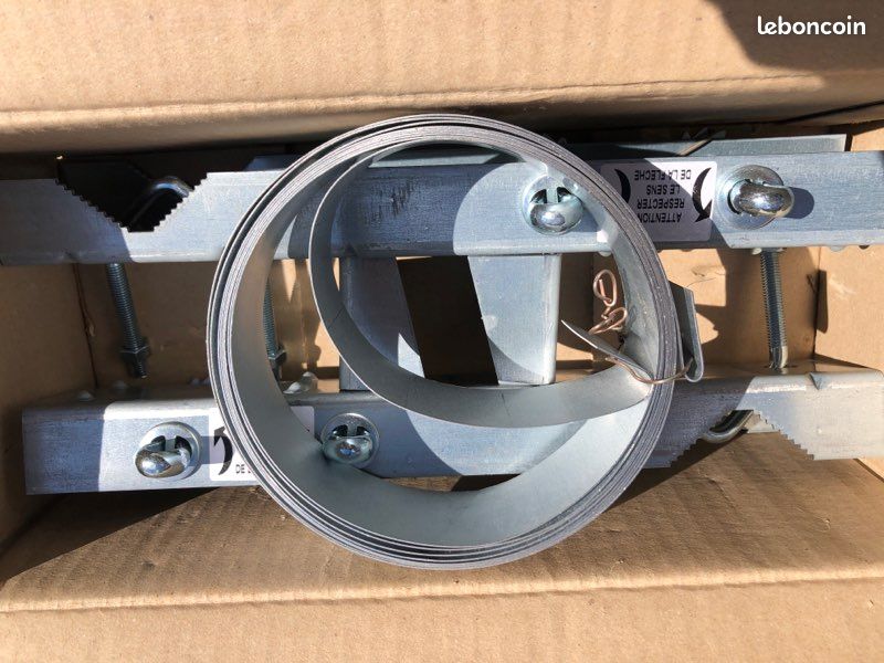 1 Kit fixation pour antenne (image 1)