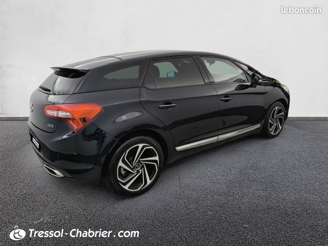 DS DS 5 I Ph1 BlueHDi 180ch Sport Chic S&S EAT6 (image 3)