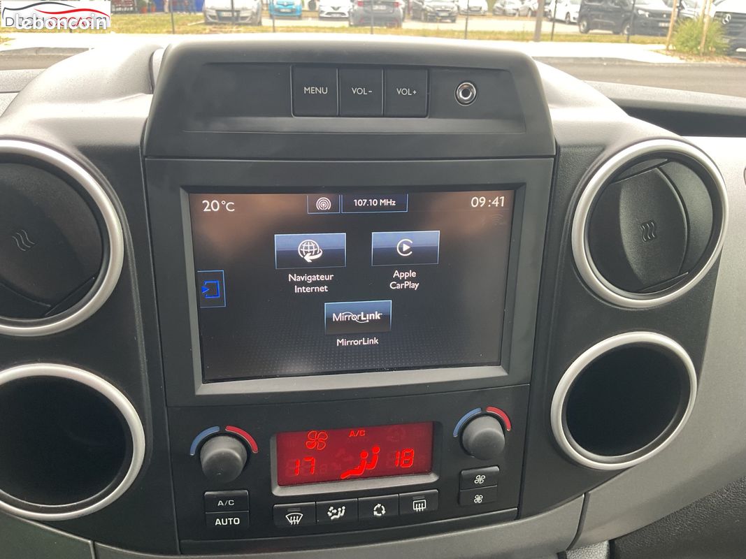 PEUGEOT PARTNER TEPEE 1.6 BlueHDi 100ch BVM5 Style (image 20)