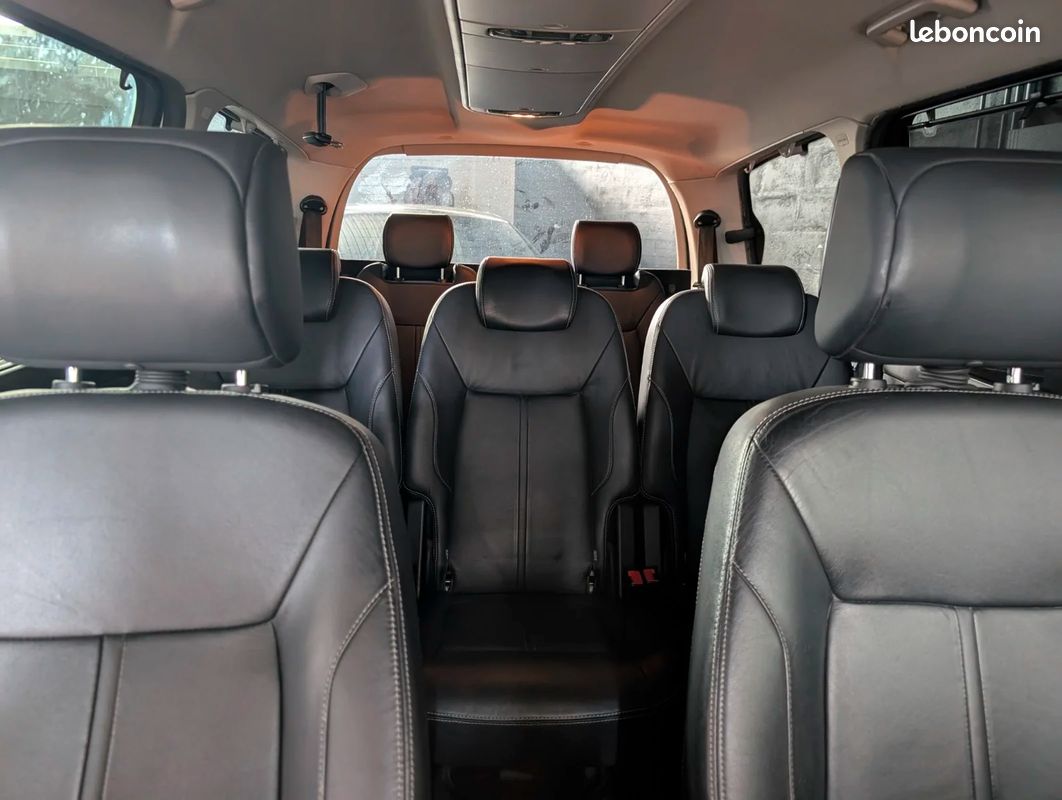 FORD GALAXY II 2.2 TDCI 200 FAP Titanium 7 places (image 37)