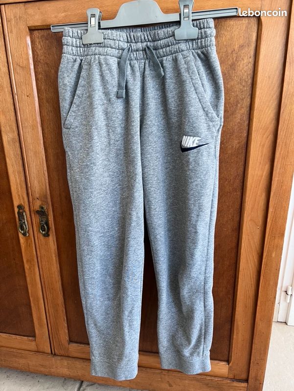 Pantalon sur vêtement Nike taille M Vêtements