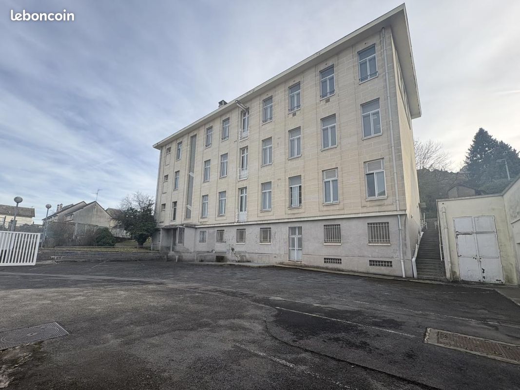 Immeuble 1900 m² · à Laon · 1 900 m² · 480 000 €
