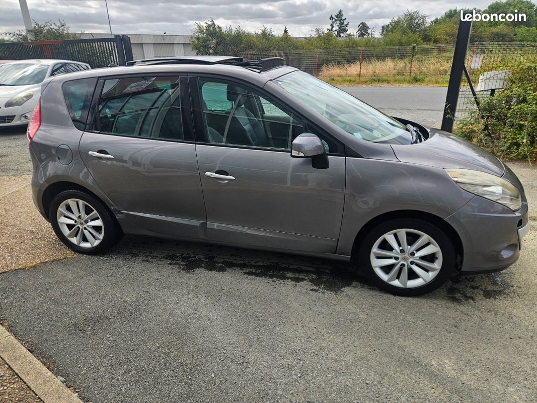 Scenic boite auto 2.0 DCI 150cv (image 3)