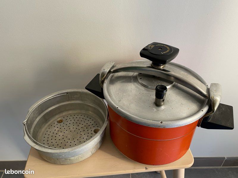 Cocotte Minute SEB Orange 8L – Vintage Années 70 – Fabrication Française