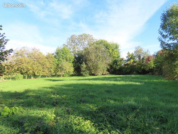 Terrain 5104 m² Biozat