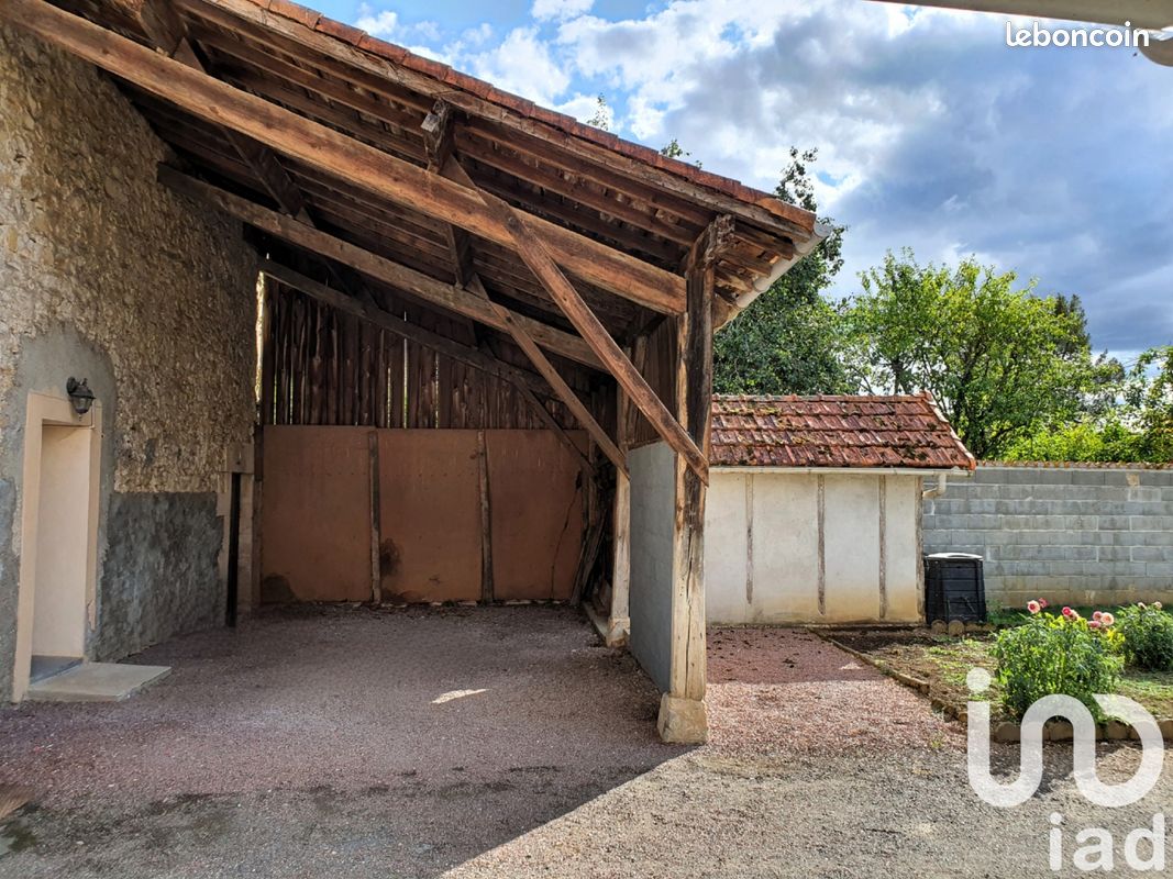 Maison de ville 6 pièces 125 m² - Chasseneuil-sur-Bonnieure 16260 (image principale 13)