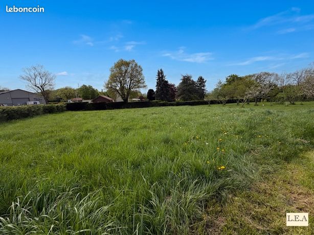 Terrain 1070 m² Saint-Pardoux
