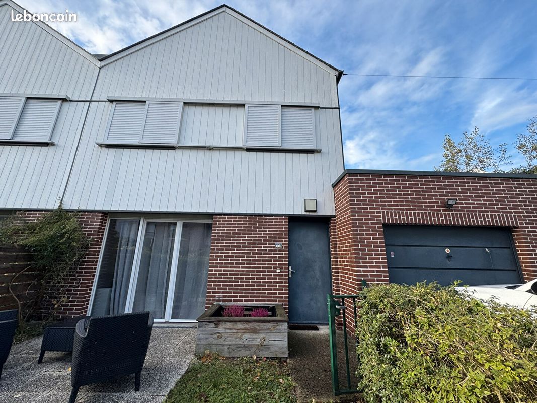 Maison 4 pièces 80 m² · à Saint-Léger-du-Bourg-Denis · 80 m² · 229 000 €