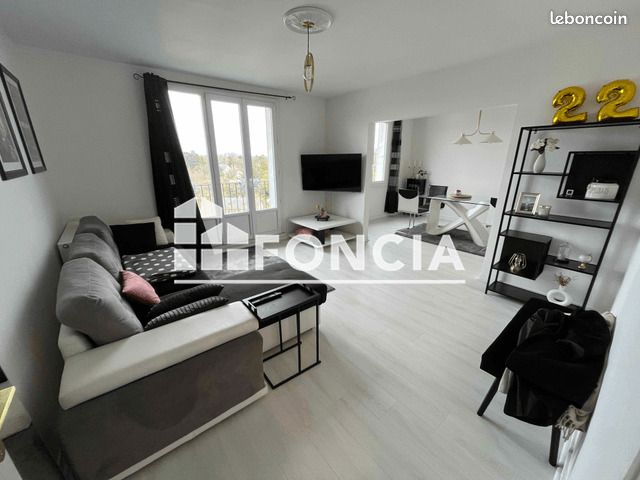Appartement 4 pièces 80 m² · à Tours · 80 m² · 910 €