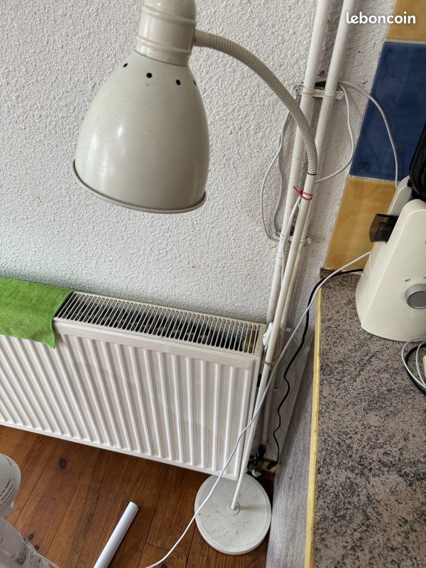 Lampe IKEA (image 1)